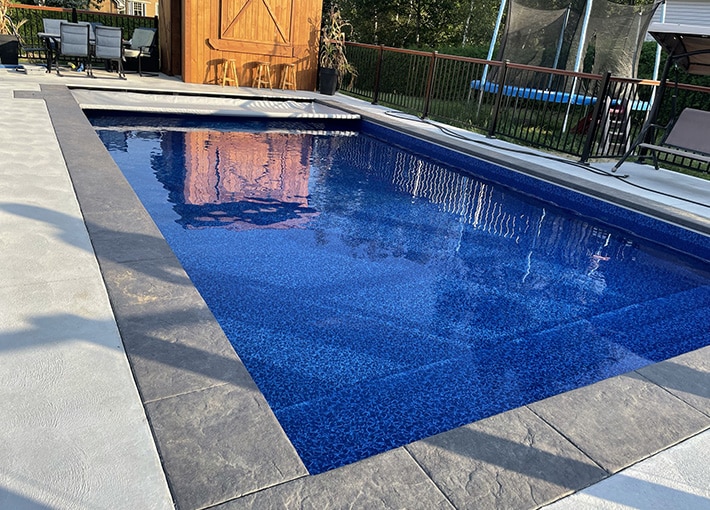 piscine-creusee-beton-estampe-victoriaville-08.jpg